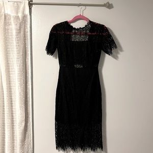 Miami - Black lace midi dress with midsection cutout